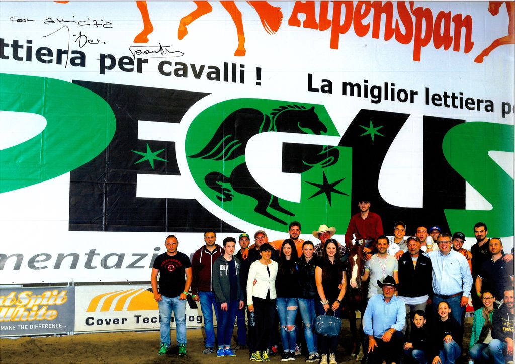 salone del cavallo americano 2015_il team STAFFOLI con MASI DE VARGAS in premiazione.jpg
