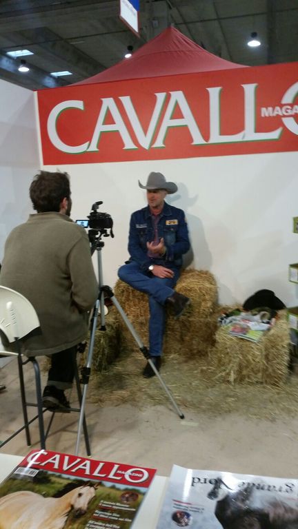 intervista a Cavallo Magazine salone del cavallo americano 2016 Cremona.jpg
